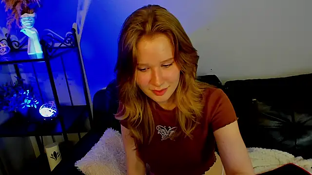 Snapshot of EvaStevs chatting on 12, 12, 2024 EvaStevs online show from 12, 12, 2024