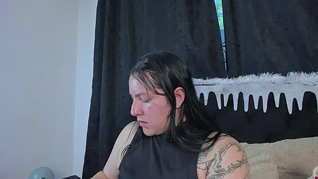 jenifer  power10 online show from 19, 11, 2025