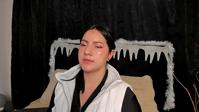 jenifer  power10 online show from 4, 12, 2025