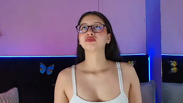Anastasia Whitee online show from 17, 5, 2026