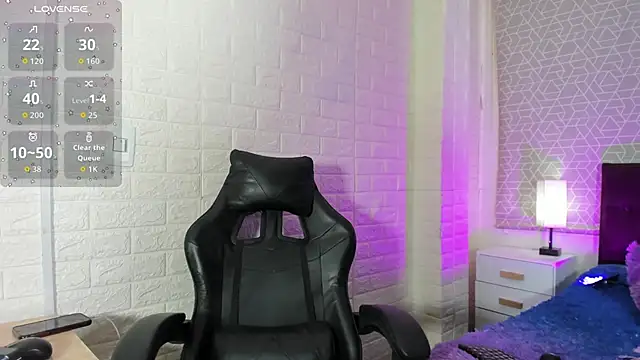 sweet kitty0110 online show from 25, 11, 2025