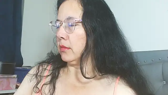 maturepriscila online show from 5, 5, 2026