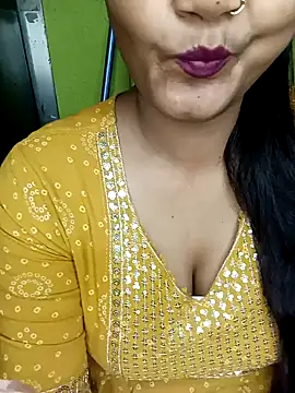 Snapshot of NOTY-LOVE-05 chatting on 22, 1, 2025 NOTY-LOVE-05 online show from 22, 1, 2025