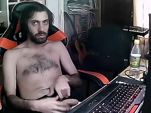 Snapshot of johnwood88 chatting on 4, 2, 2025 johnwood88 online show from 4, 2, 2025