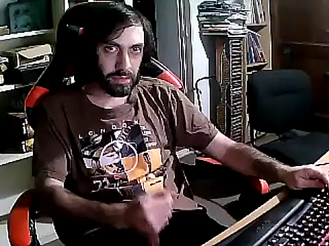 Snapshot of johnwood88 chatting on 6, 2, 2025 johnwood88 online show from 6, 2, 2025