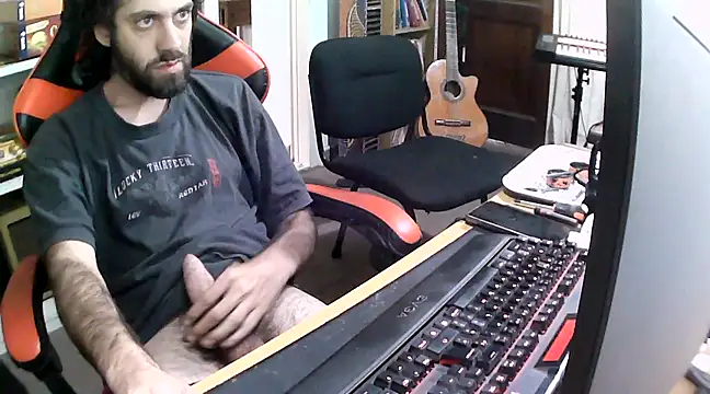 Snapshot of johnwood88 chatting on 17, 2, 2025 johnwood88 online show from 17, 2, 2025