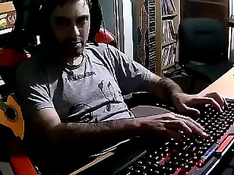 Snapshot of johnwood88 chatting on 27, 2, 2025 johnwood88 online show from 27, 2, 2025