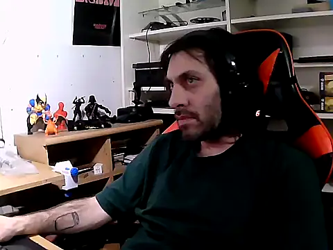 Snapshot of johnwood88 chatting on 7, 11, 2025 johnwood88 online show from 7, 11, 2025