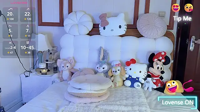 Unique-yiyi online show from 19, 1, 2025