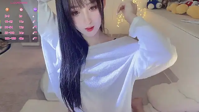 Unique-yiyi online show from 21, 10, 2025