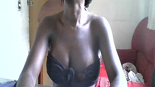 maisinha3193 online show from 14, 4, 2026