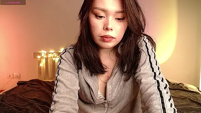 Mellovely online show from 2, 1, 2025