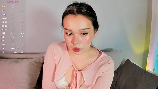 Snapshot of Mellovely chatting on 1, 10, 2025 Mellovely online show from 1, 10, 2025