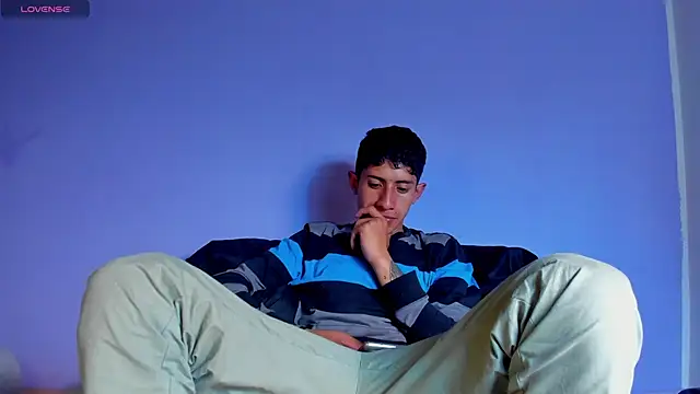 Snapshot of BIG_cockpether chatting on 16, 12, 2025 BIG cockpether online show from 16, 12, 2025