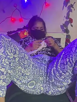 Black Glow online show from 14, 9, 2025