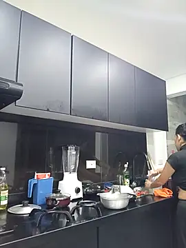 Sofi hot 4m online show from 24, 2, 2026