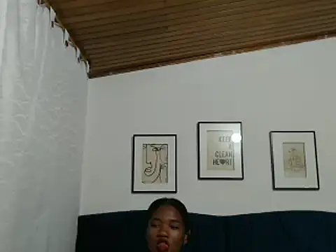 MISSANDRE4 online show from 23, 12, 2024