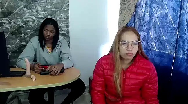 MISSANDRE4 online show from 16, 1, 2025