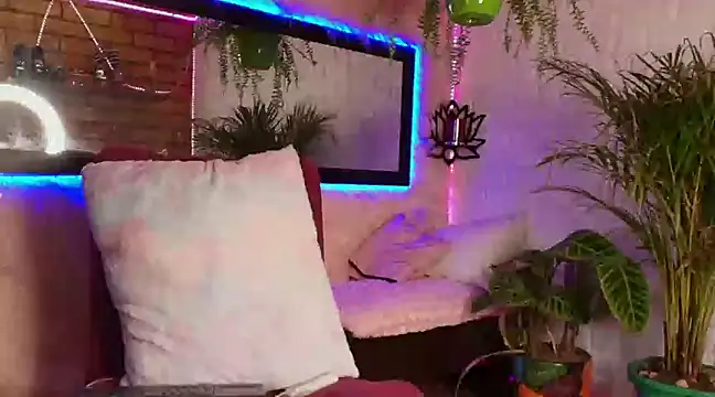 Snapshot of _mamush chatting on 5, 3, 2025 mamush online show from 5, 3, 2025