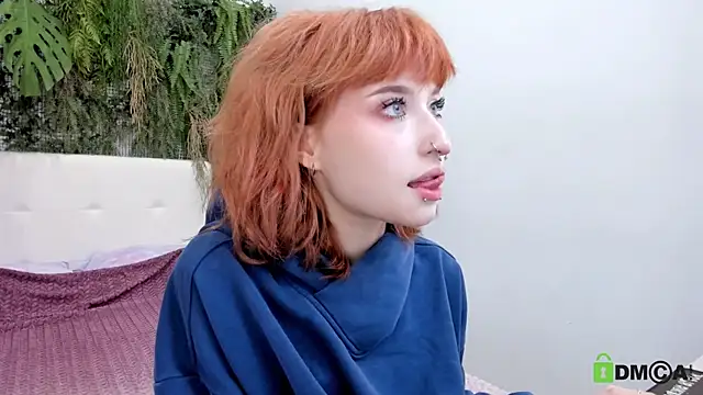 ElizaNik  online show from 2, 10, 2025