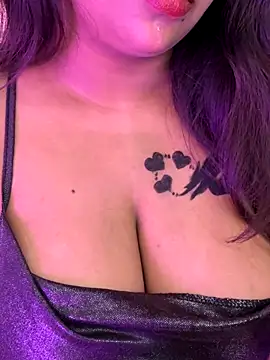 wildestcouplee online show from 9, 11, 2025