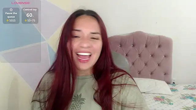 nicoll crazzy online show from 4, 2, 2026