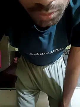 Snapshot of Skinny_Bigass_23 chatting on 16, 5, 2026 Skinny Bigass 23 online show from 16, 5, 2026