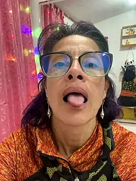 Snapshot of Goddess-Love- chatting on 13, 12, 2025 Goddess-Love- online show from 13, 12, 2025