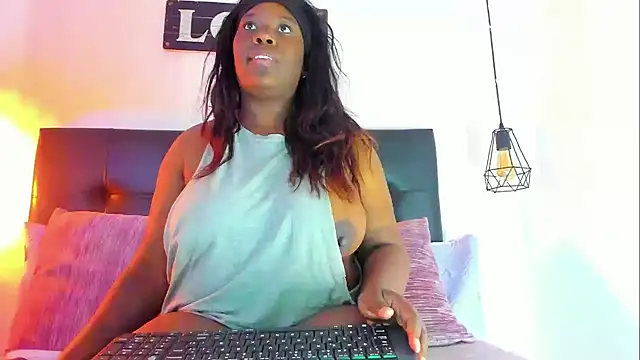 Snapshot of danna_sttone chatting on 14, 3, 2025 danna sttone online show from 14, 3, 2025