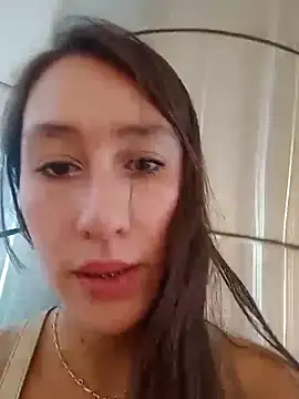 Catalinna Thompson online show from 5, 3, 2025