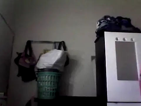Snapshot of ariana_crazzy chatting on 5, 3, 2025 ariana crazzy online show from 5, 3, 2025