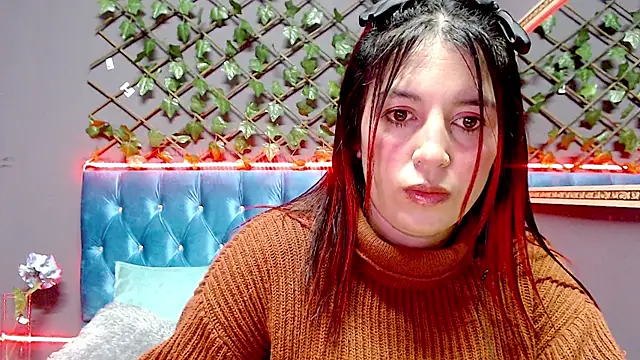 Snapshot of IVY_FOX chatting on 12, 12, 2024 IVY FOX online show from 12, 12, 2024