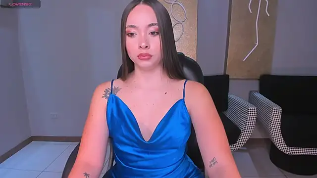 Snapshot of AlinaKravitz chatting on 9, 10, 2025 AlinaKravitz online show from 9, 10, 2025
