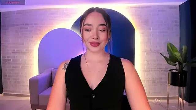 AlinaKravitz online show from 13, 2, 2026