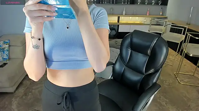 Snapshot of KaiaFerreira chatting on 21, 9, 2025 KaiaFerreira online show from 21, 9, 2025