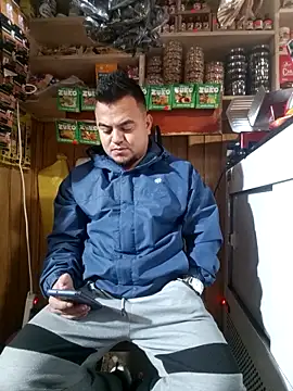 Snapshot of TheBriiaand30 chatting on 30, 9, 2025 TheBriiaand30 online show from 30, 9, 2025