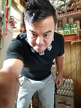 Snapshot of TheBriiaand30 chatting on 17, 10, 2025 TheBriiaand30 online show from 17, 10, 2025