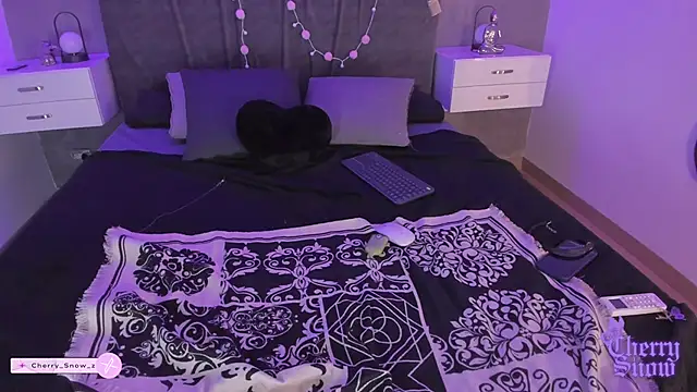 Snapshot of _cherrysnow chatting on 29, 9, 2025 cherrysnow online show from 29, 9, 2025