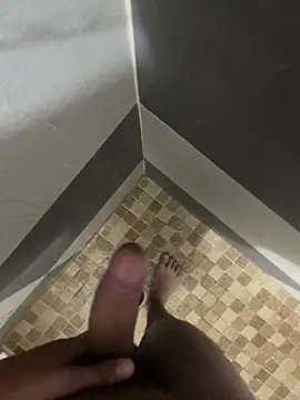 Snapshot of mylovetr1 chatting on 7, 1, 2025 mylovetr1 online show from 7, 1, 2025