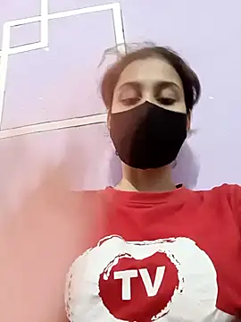 magicmoment00786 online show from 28, 9, 2025