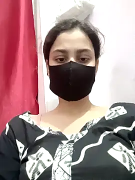 magicmoment00786 online show from 24, 10, 2025