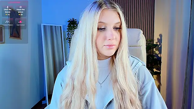 Snapshot of Evacadooo chatting on 26, 2, 2026 Evacadooo online show from 26, 2, 2026