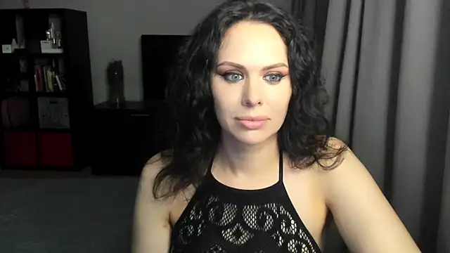 MollyCheiz online show from 3, 12, 2024