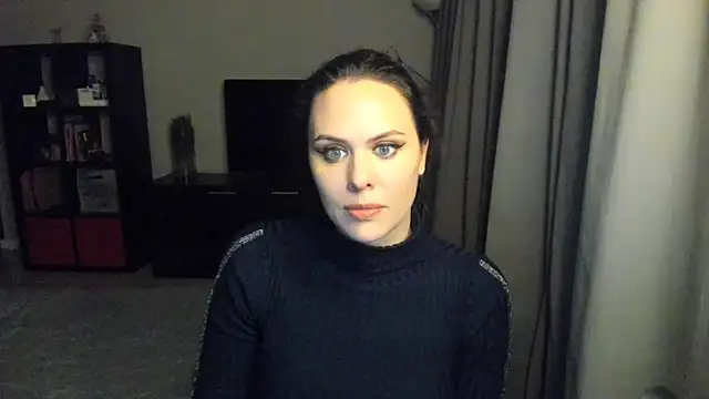 MollyCheiz online show from 10, 1, 2025