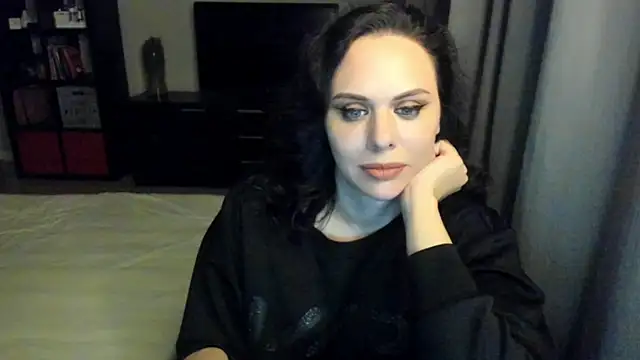 MollyCheiz online show from 2, 2, 2025