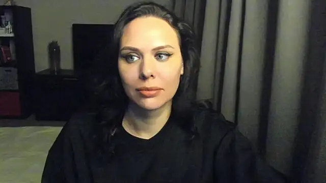 MollyCheiz online show from 7, 2, 2025