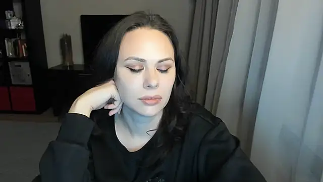 Snapshot of MollyCheiz chatting on 22, 11, 2025 MollyCheiz online show from 22, 11, 2025