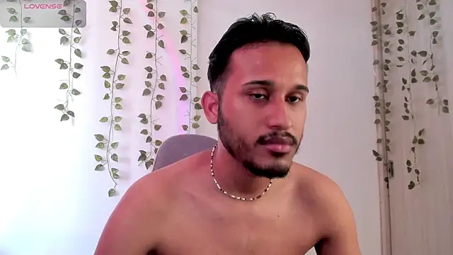 Raf brunette online show from 22, 9, 2025