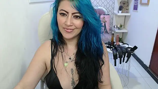 scarleth blue online show from 6, 1, 2025