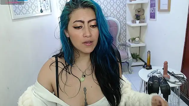 scarleth blue online show from 11, 1, 2025